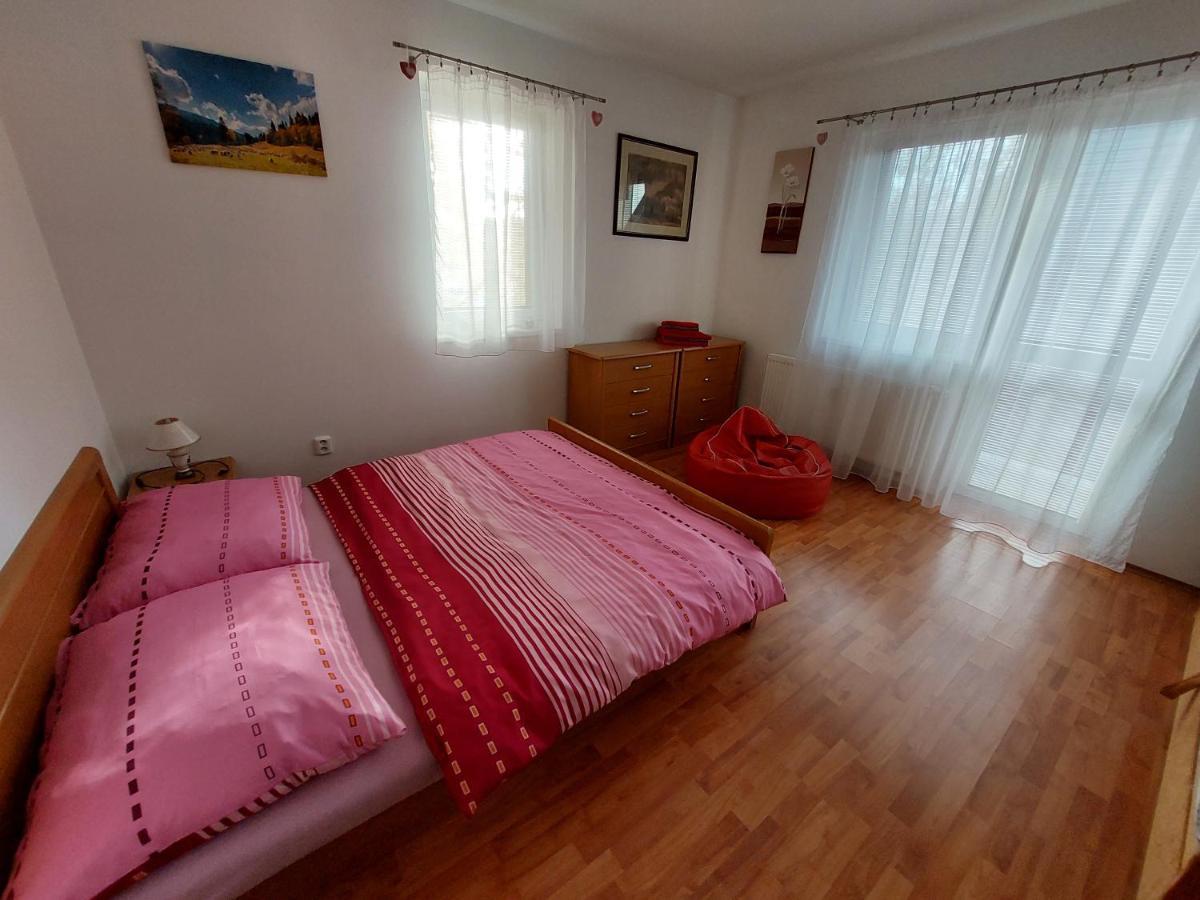 Apartman Tatry ตาตรันสกา ลอมนีจา ภายนอก รูปภาพ