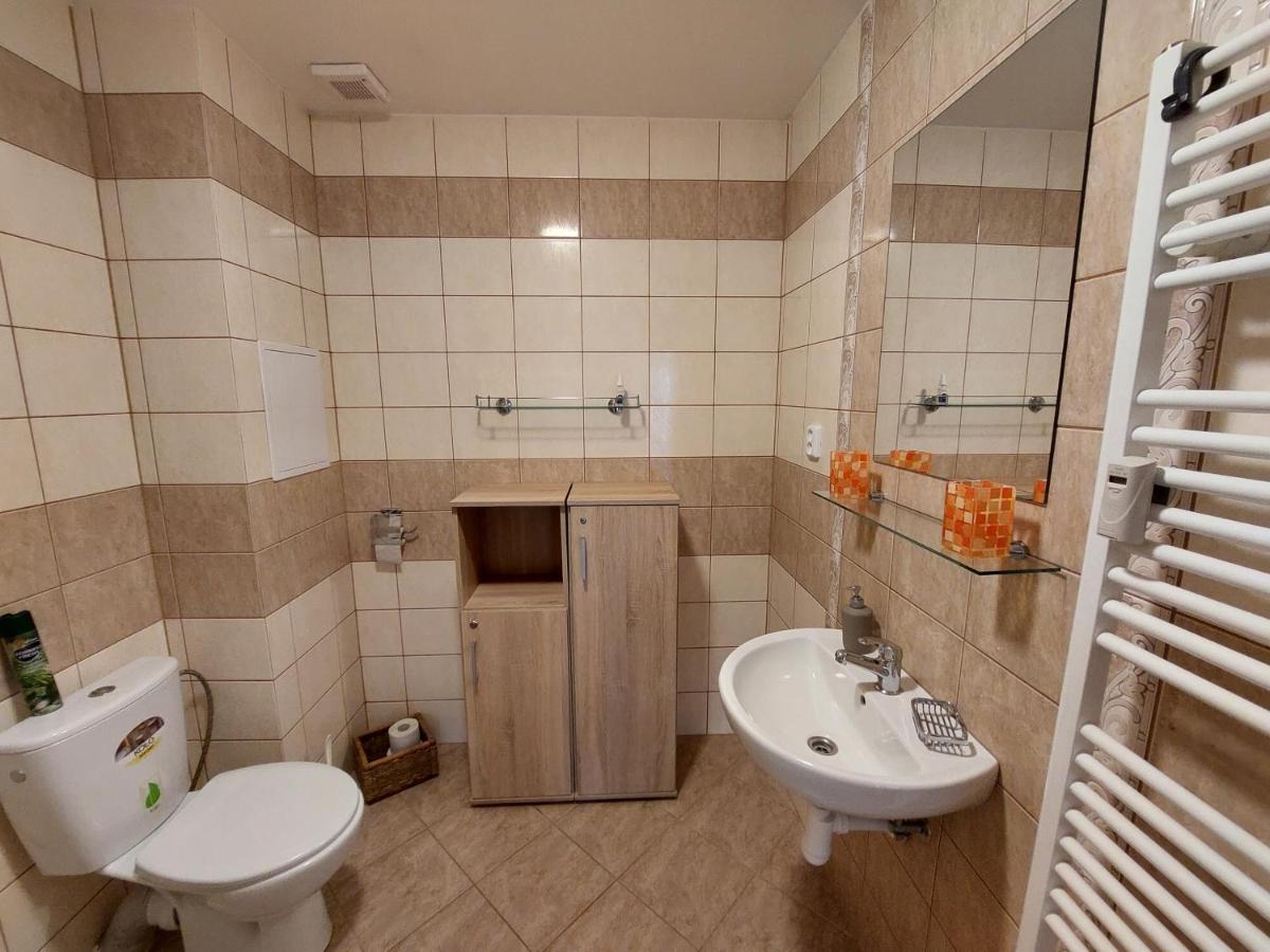 Apartman Tatry ตาตรันสกา ลอมนีจา ภายนอก รูปภาพ
